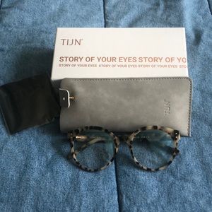 TIJN Glasses